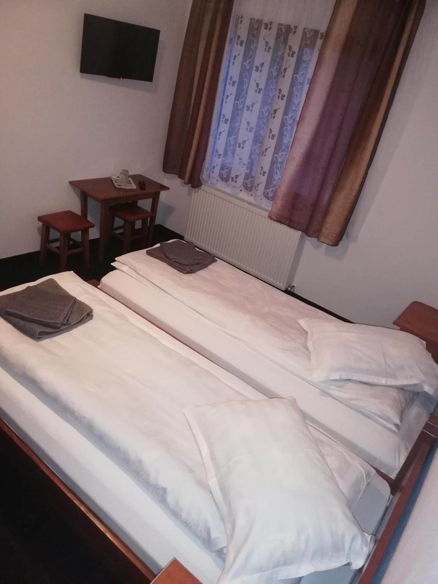 Cabana Cascada Cailor Hotel Borşa Værelse billede